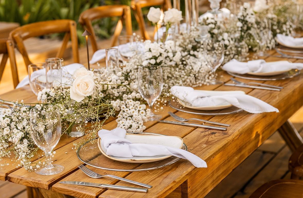 Long Tables by the Sea
